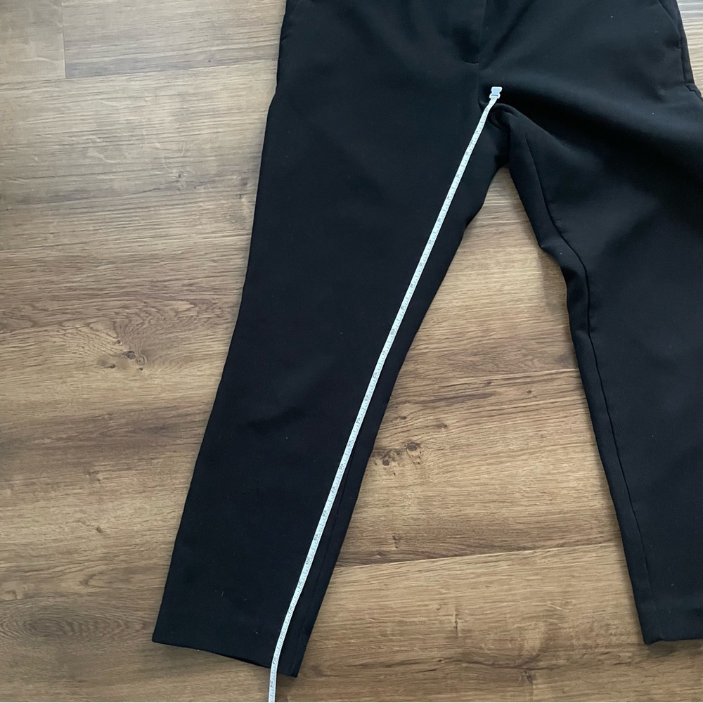 Ann Taylor - Ankle-Length Black Women's Slacks/ Pants - Size 0P - Picture 4 of 8